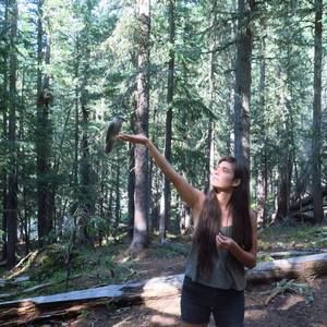 Meet your Posher, Alia